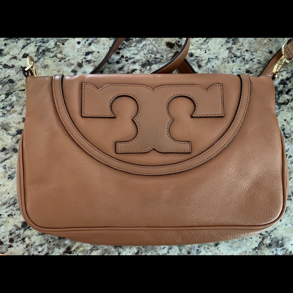 Great condition Tory Burch crossbody